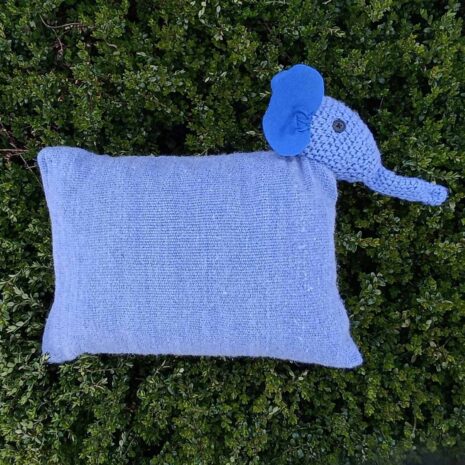 slon-duo-1 Polštářek s hlavou slona vyroben v Dílně Jinan.